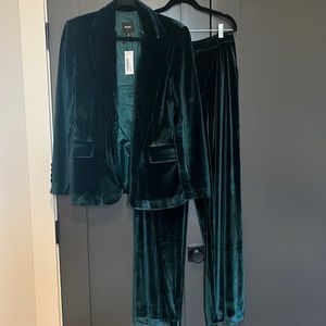 Nasty Gal NWT Velvet Emerald Suit